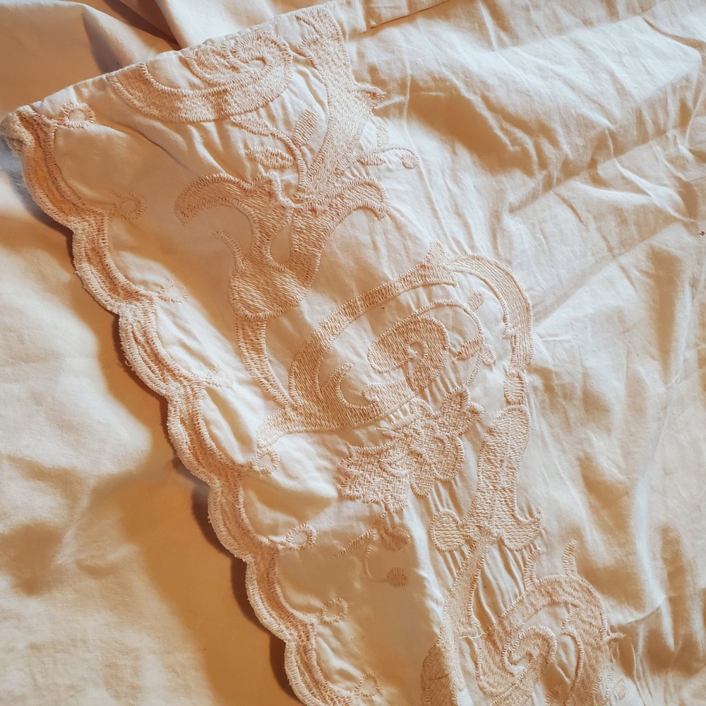 Pom Pom at Home King Duvet Cover Ivory 100% Cotton Embroidered Scalloped Edge